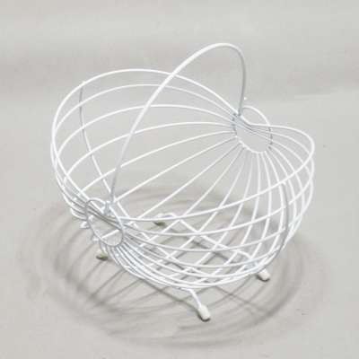 Wire fruit basket