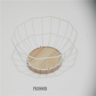 Household supplies round Iron Metal Mesh Wire Fruit Vegetable Basket With Wood On The Bottom kitchen organizer